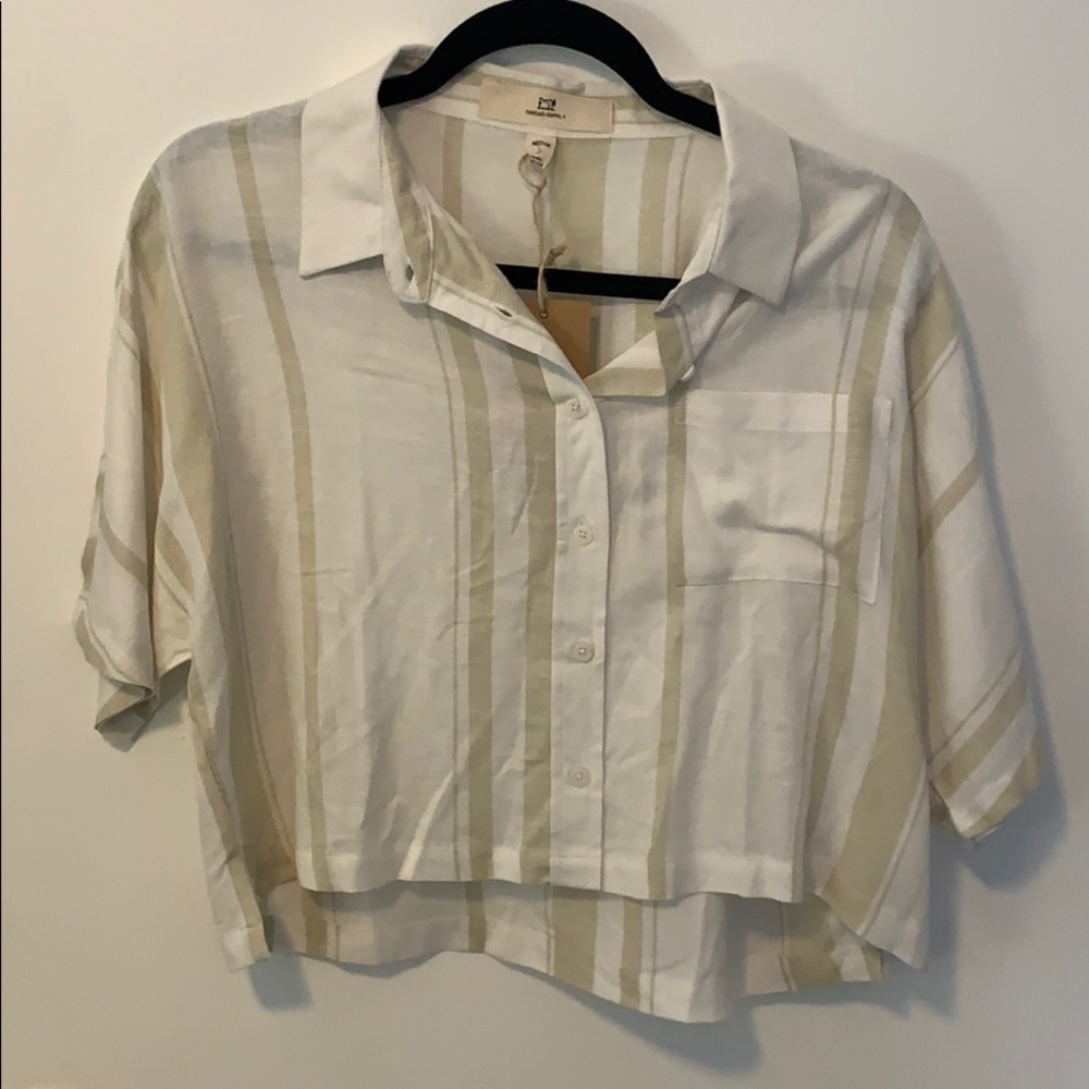 NWT Striped crop short sleeve button down